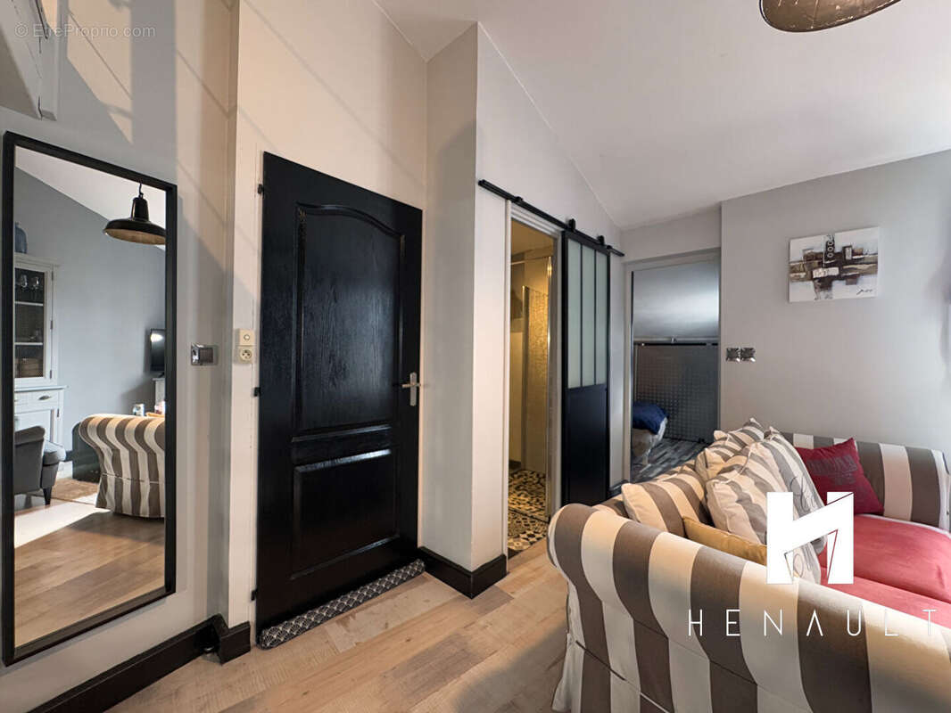 Appartement à SAINT-MARTIN-DE-RE