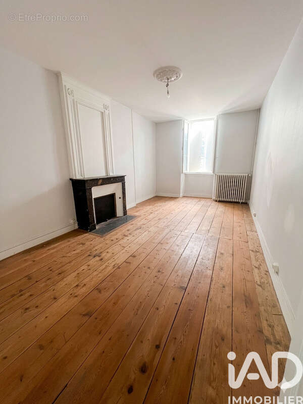 Photo 9 - Maison à BOURG