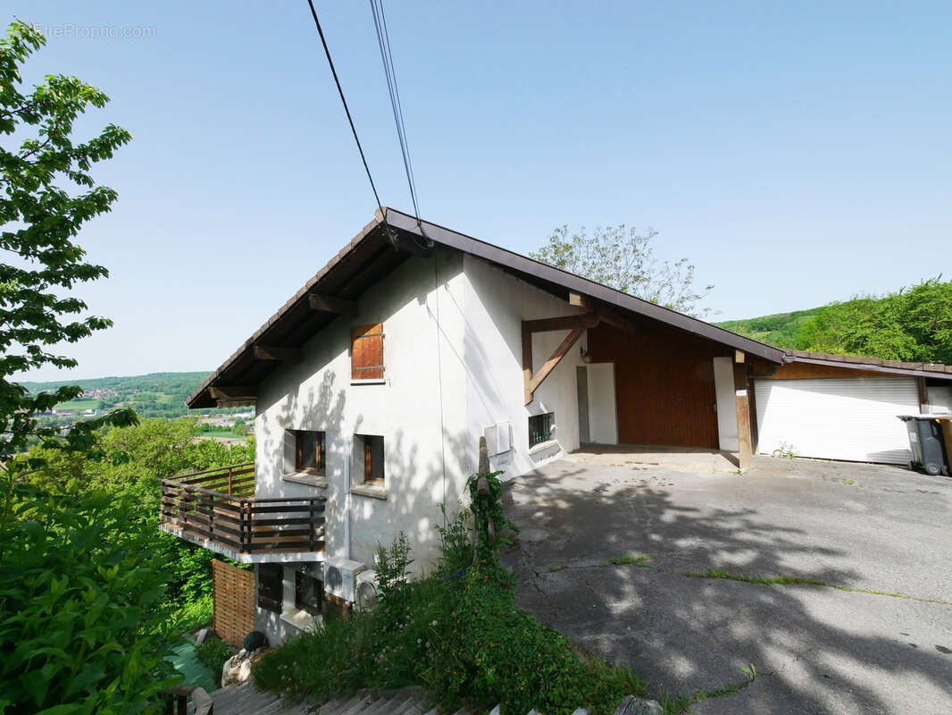 Maison à EPAGNY