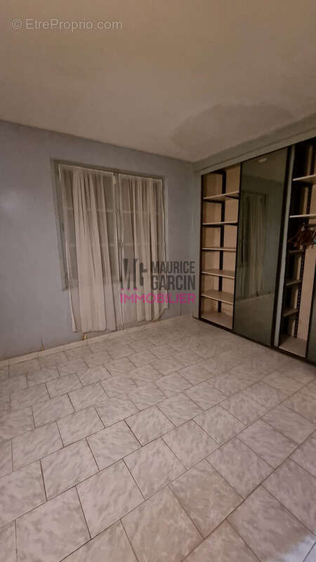 Maison à ROQUEMAURE