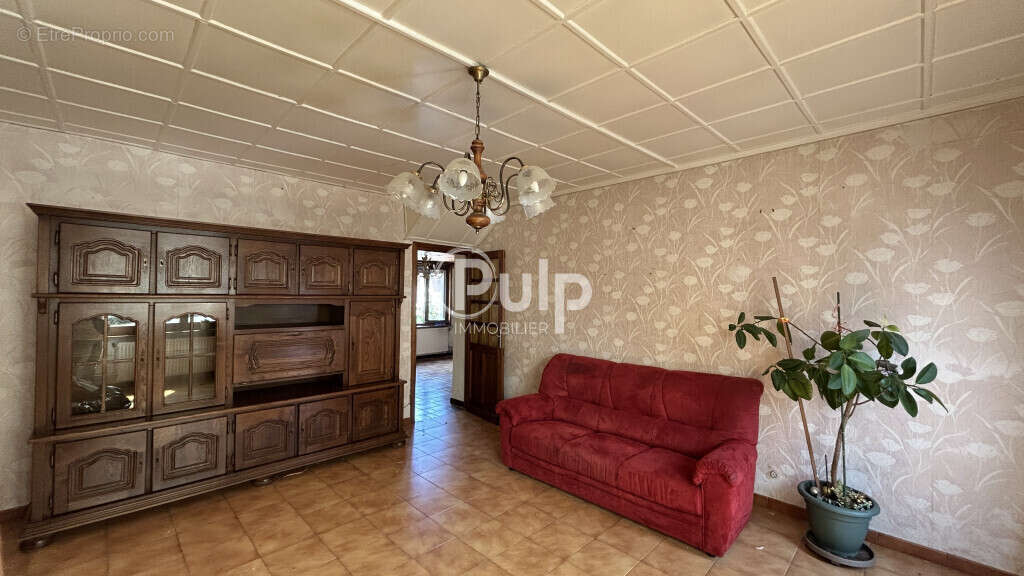 Maison à MONTIGNY-EN-GOHELLE