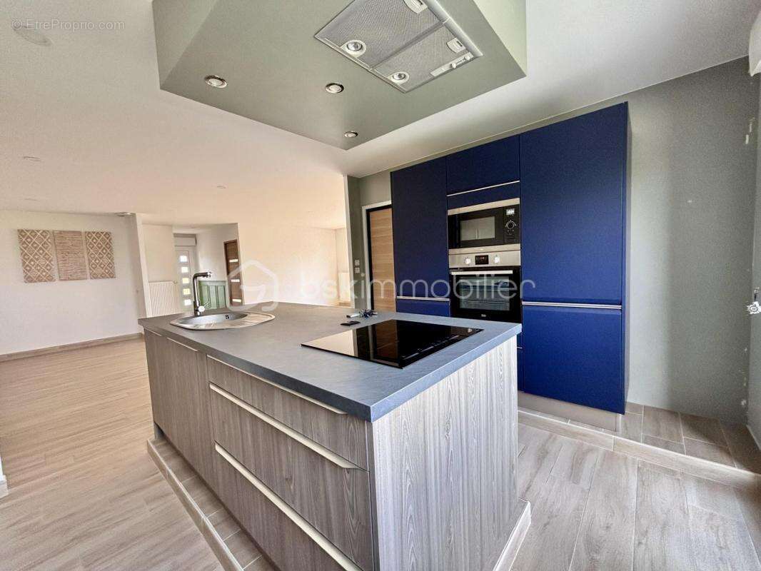 Maison à DOUCHY-LES-MINES