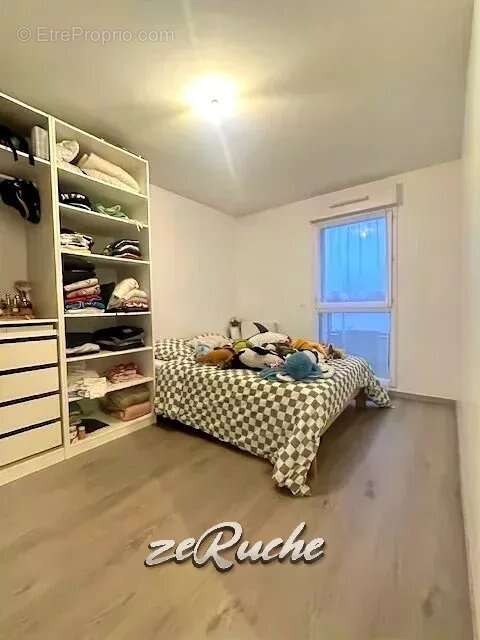 Appartement à MONDEVILLE