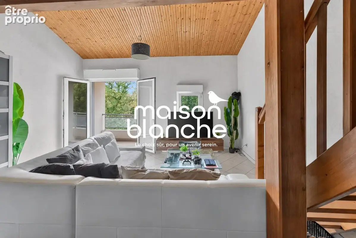 Appartement 44 m² à Parthenay  - photo 3