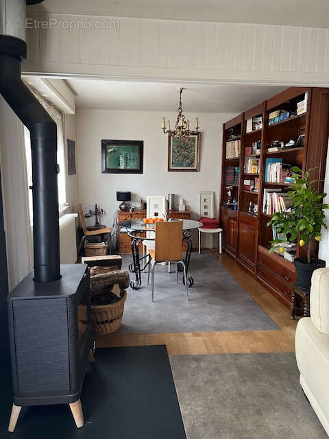 Maison à CRAVANCHE