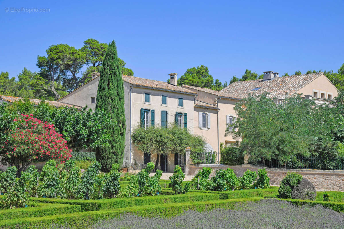 Autre à NARBONNE