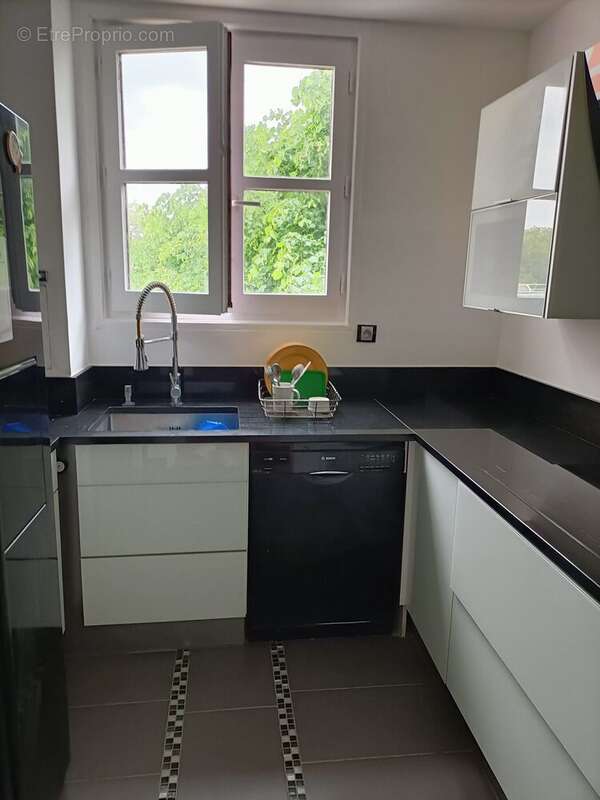 Cuisine - Appartement à CERGY