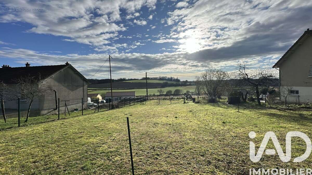 Photo 2 - Terrain à OYRE