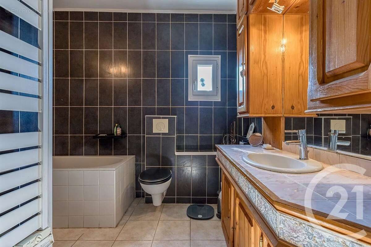 Maison à SAINT-EUSEBE