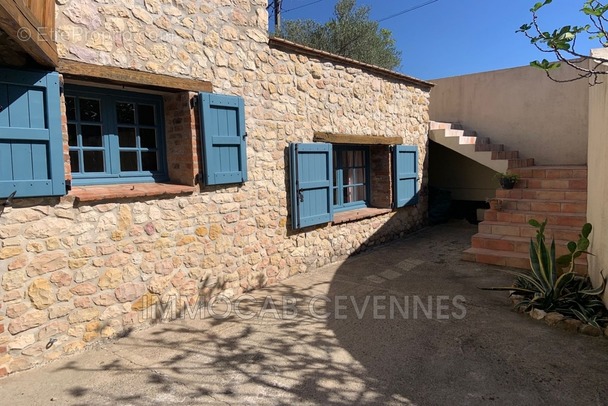 Maison à SAINT-AMBROIX