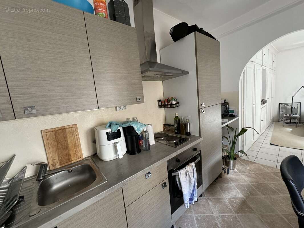 Appartement à PARIS-10E