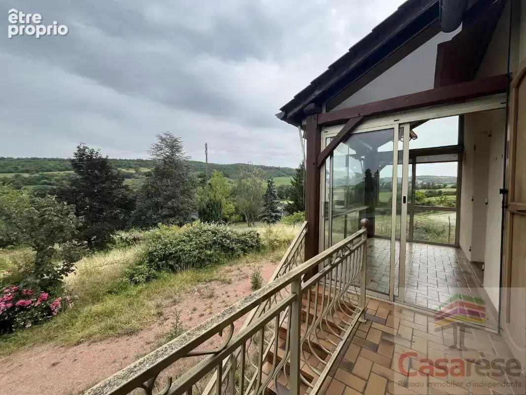 Maison 6 pièces 140 m² à vendre à Saint-Jean-De-Vaux (71640) - photo 3