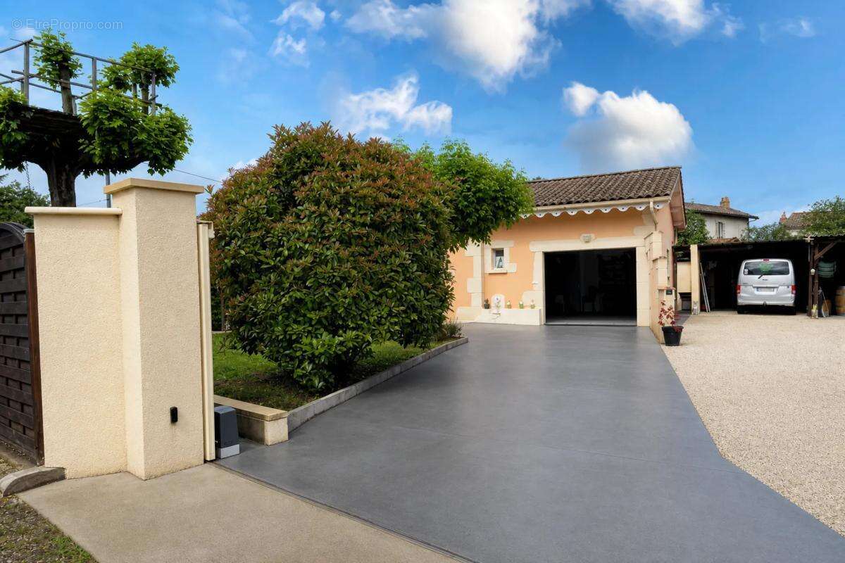 Maison 5 pièces, piscine et jardin à Houeillès - photo 11