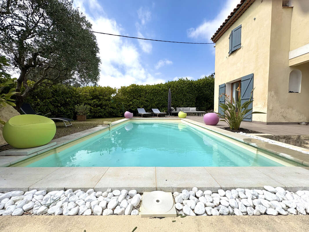 Maison à CAGNES-SUR-MER