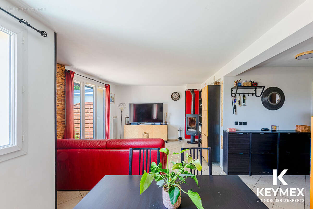 Maison Bruyeres Sur Oise 5 pièces, 3 ch, gare, école et collège - photo 3