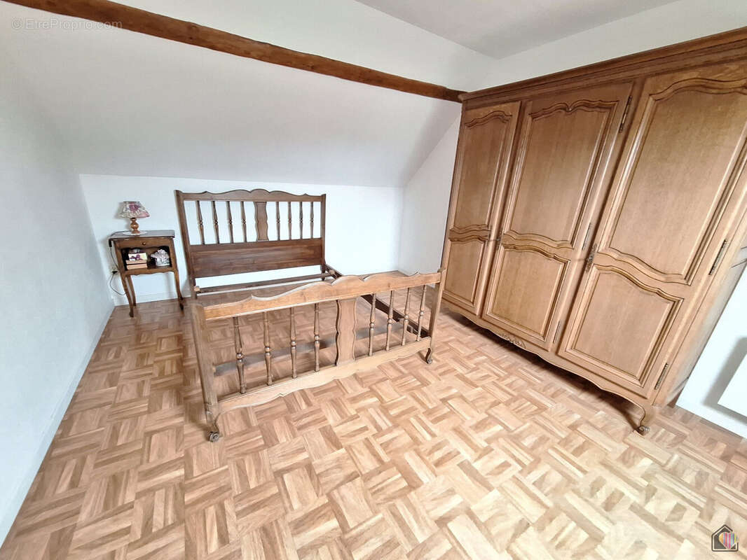 Maison à SAINT-MARTIN-AUX-BUNEAUX