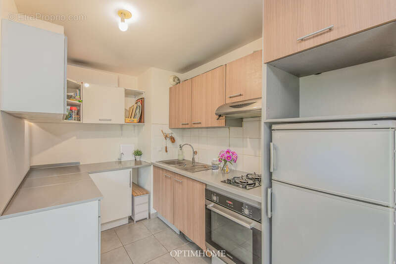 Mairie des lilas -  immeuble 2012 - appartement 3 pièces - 2 chambres– 53 m² – - photo 8