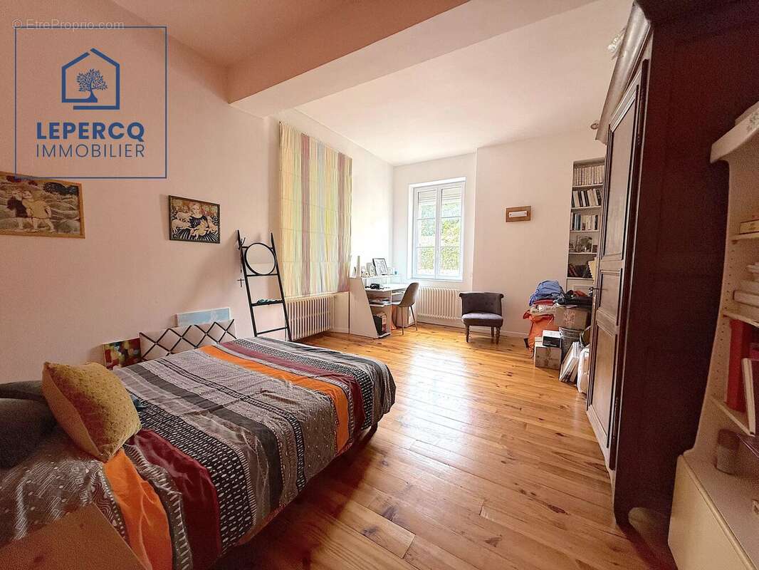 Appartement à NANTEUIL-LE-HAUDOUIN