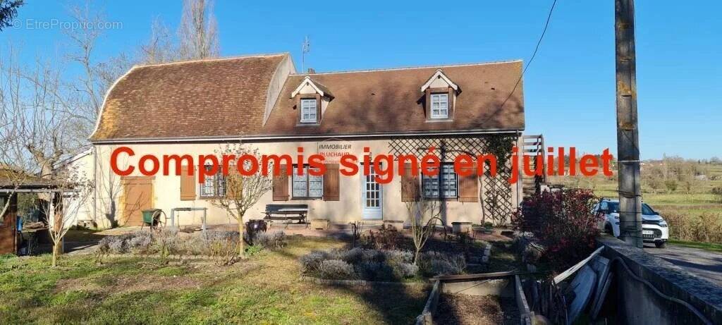 Maison à PARAY-LE-MONIAL