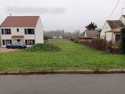 Terrain à ROZAY-EN-BRIE