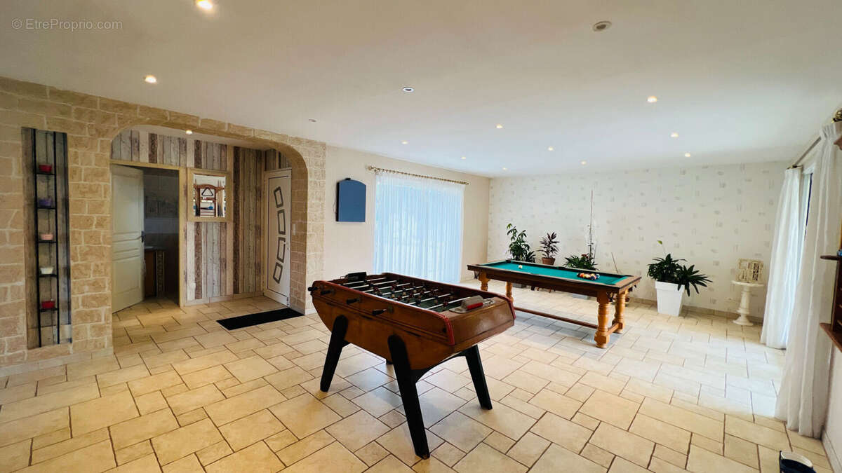 Maison à SAINT-DENIS-EN-BUGEY