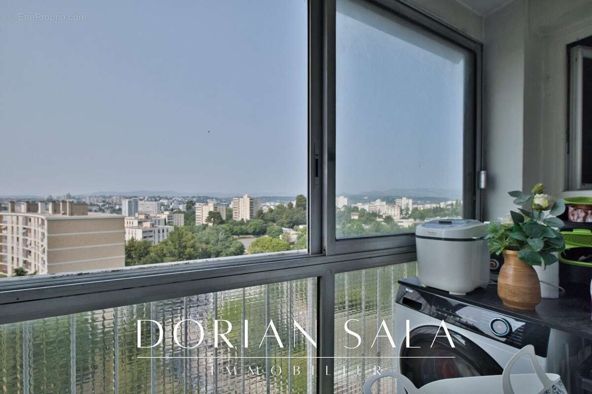 Appartement à MARSEILLE-10E