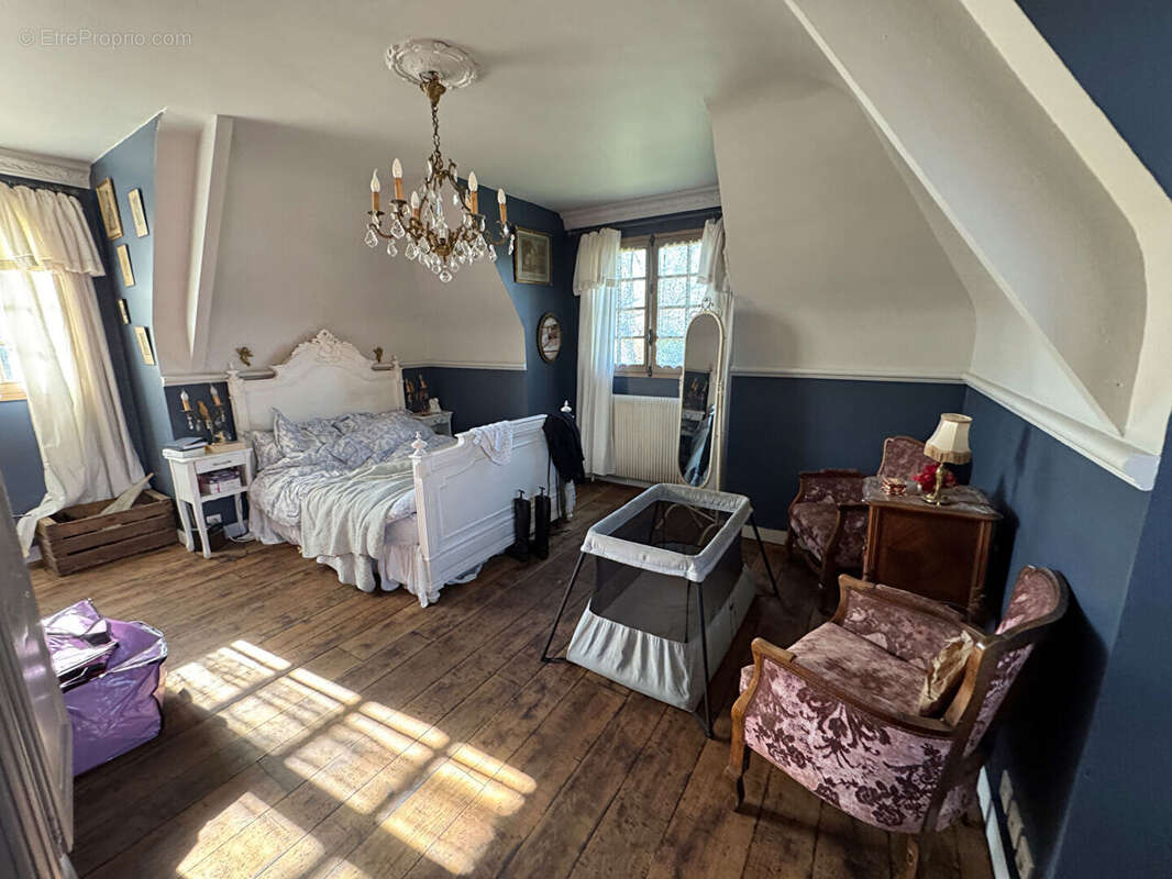 Jolie maison familiale  Jouars Pontchartrain 8 pièces  210 m2 - photo 5