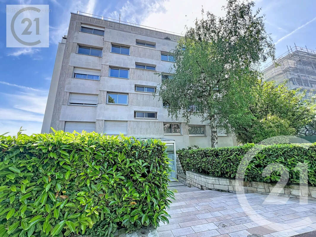 Appartement à SAINT-CLOUD