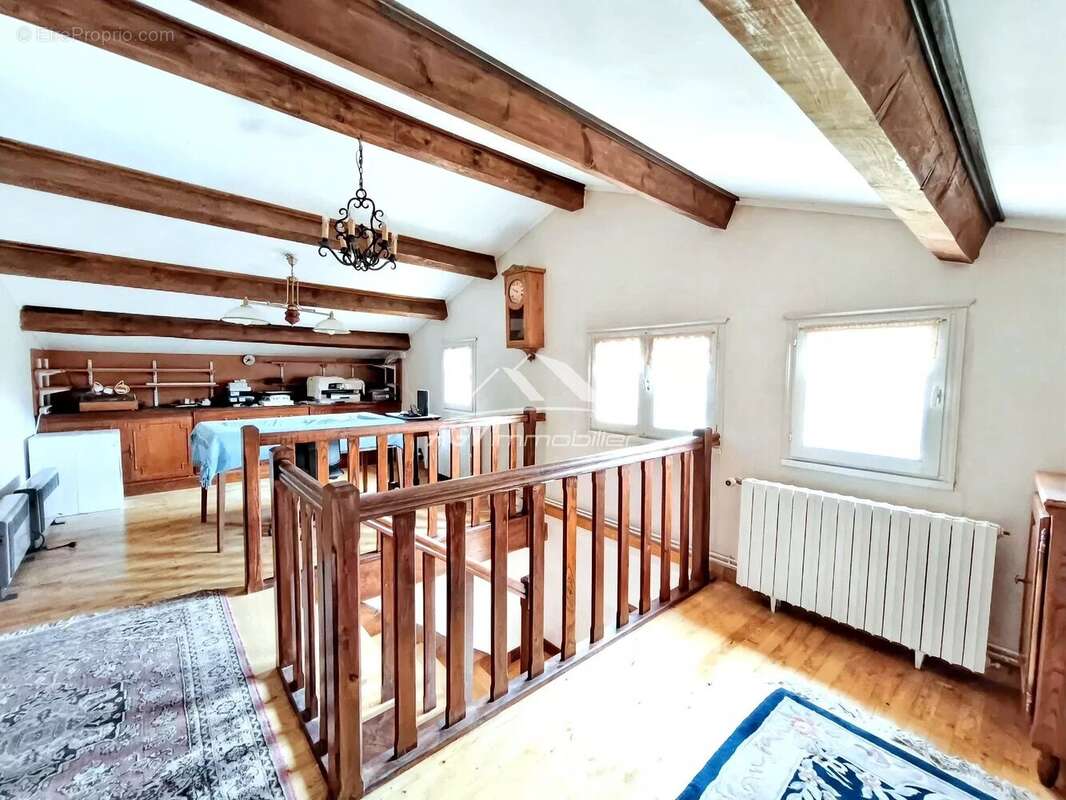 Maison à LES SALLES-DU-GARDON