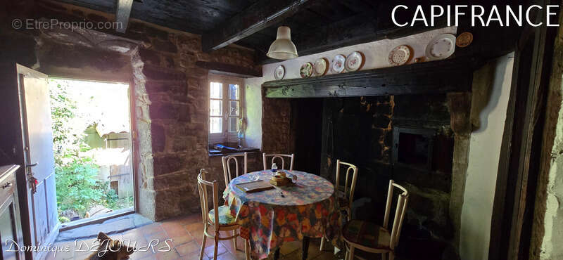 Maison à ISSAMOULENC