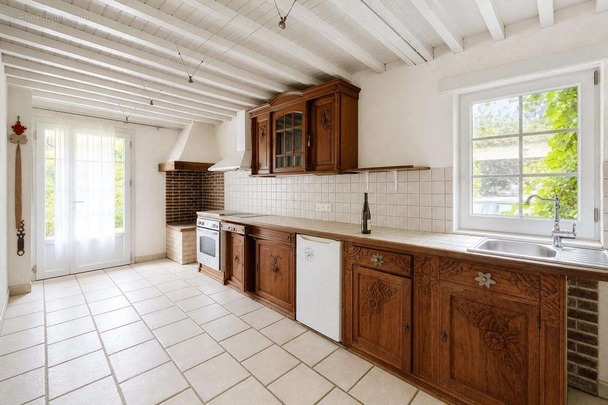 Maison de 326 m² avec charme historique à Turretot - photo 2