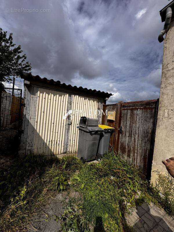 Maison semi individuelle à rénover à Saultain - photo 16