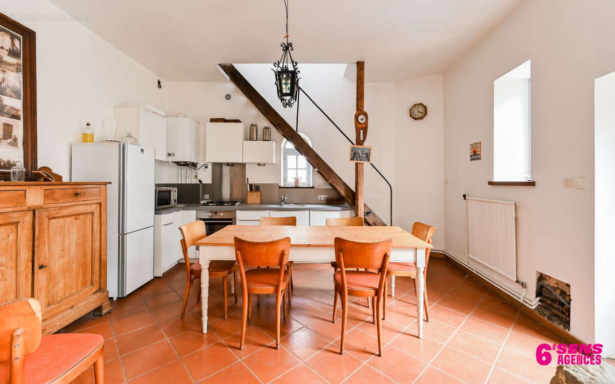 Maison à FRANCHEVILLE