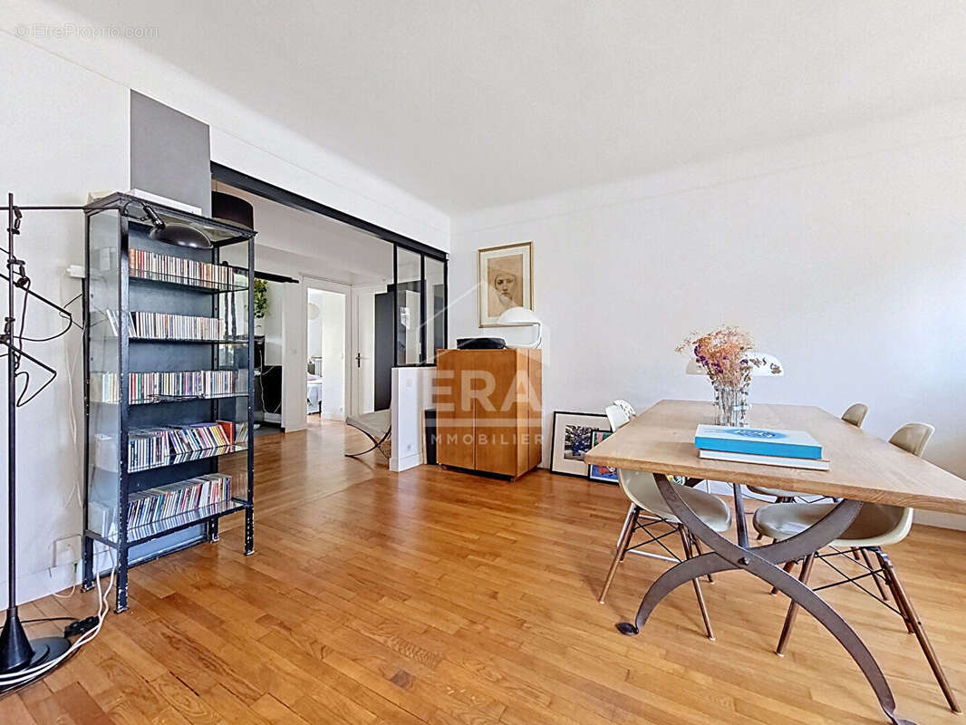 Appartement à PARIS-12E