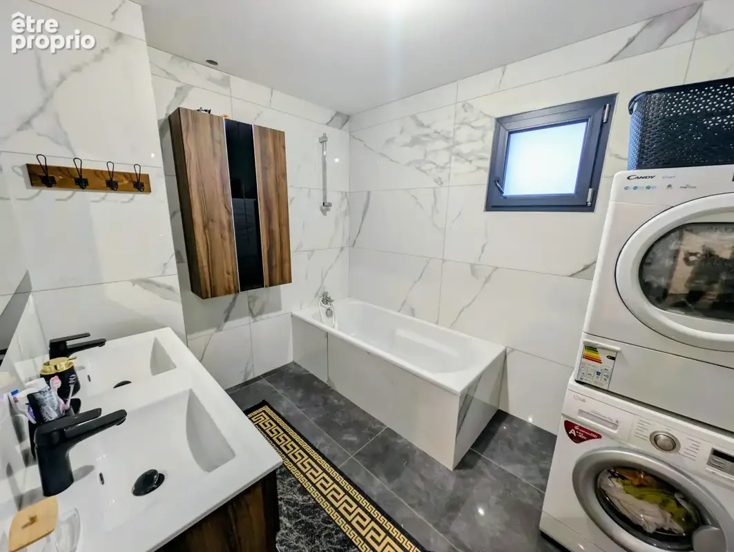 Maison contemporaine 240 m2 avec piscine, T2 indépendant et garage - photo 9