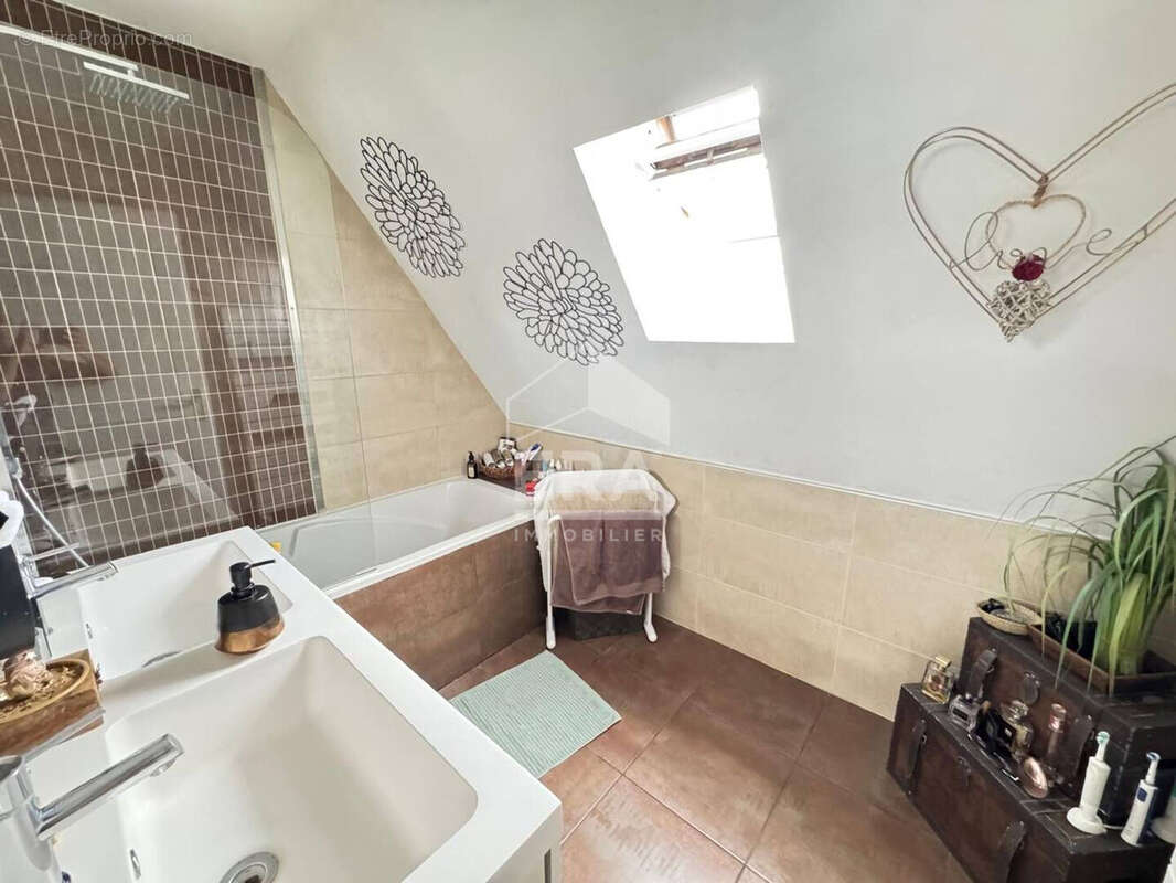 Maison à PONTAULT-COMBAULT