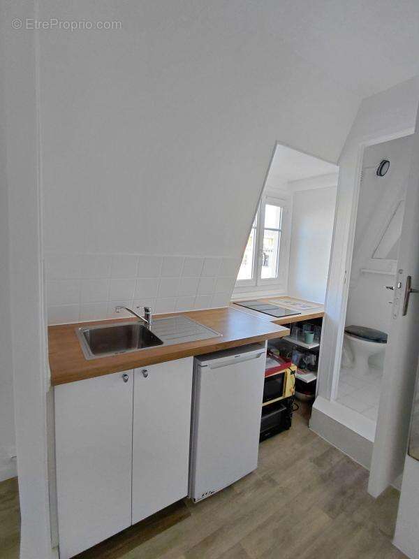 Appartement à PARIS-8E