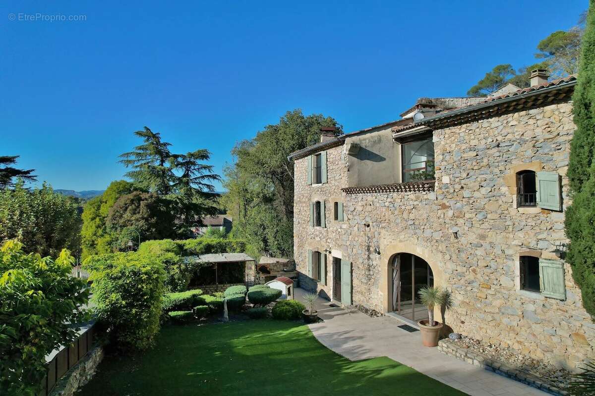Maison à UZES