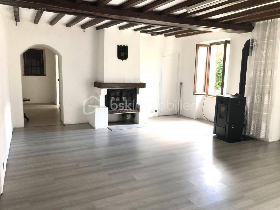 Maison à CHALETTE-SUR-LOING