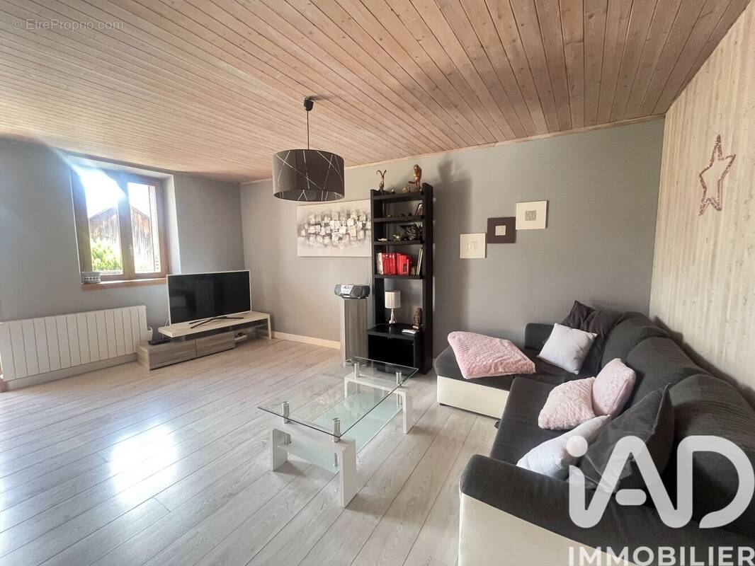 Photo 1 - Maison à LA COMPOTE