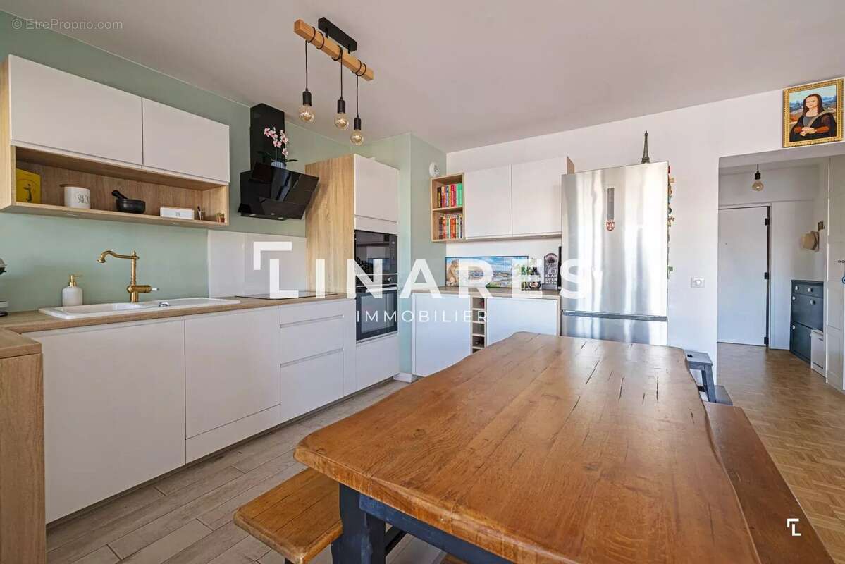 Appartement à MARSEILLE-8E