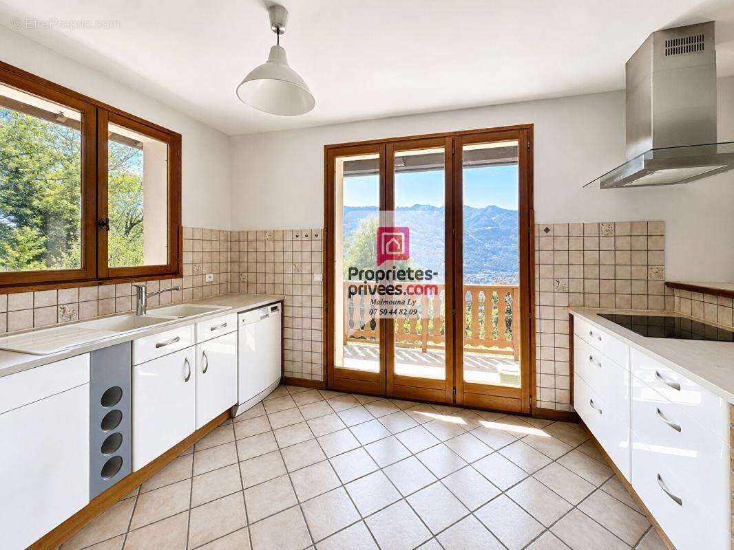 Maison Ugine 8 pièces 195 m2 - photo 4