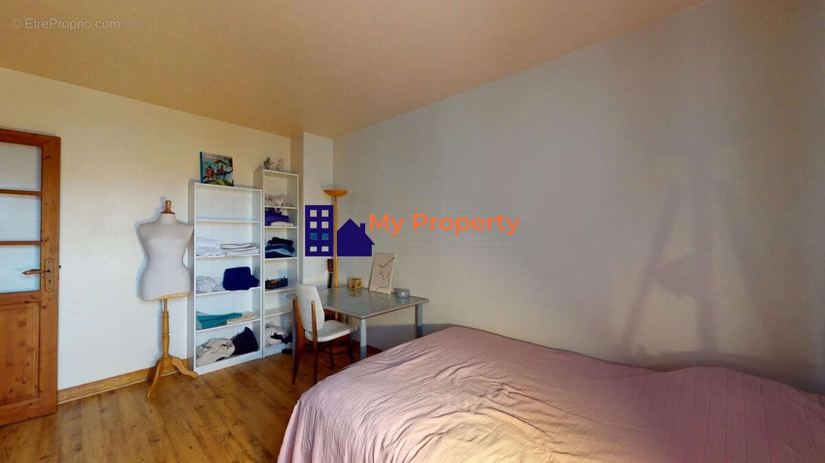 Appartement à HOUILLES