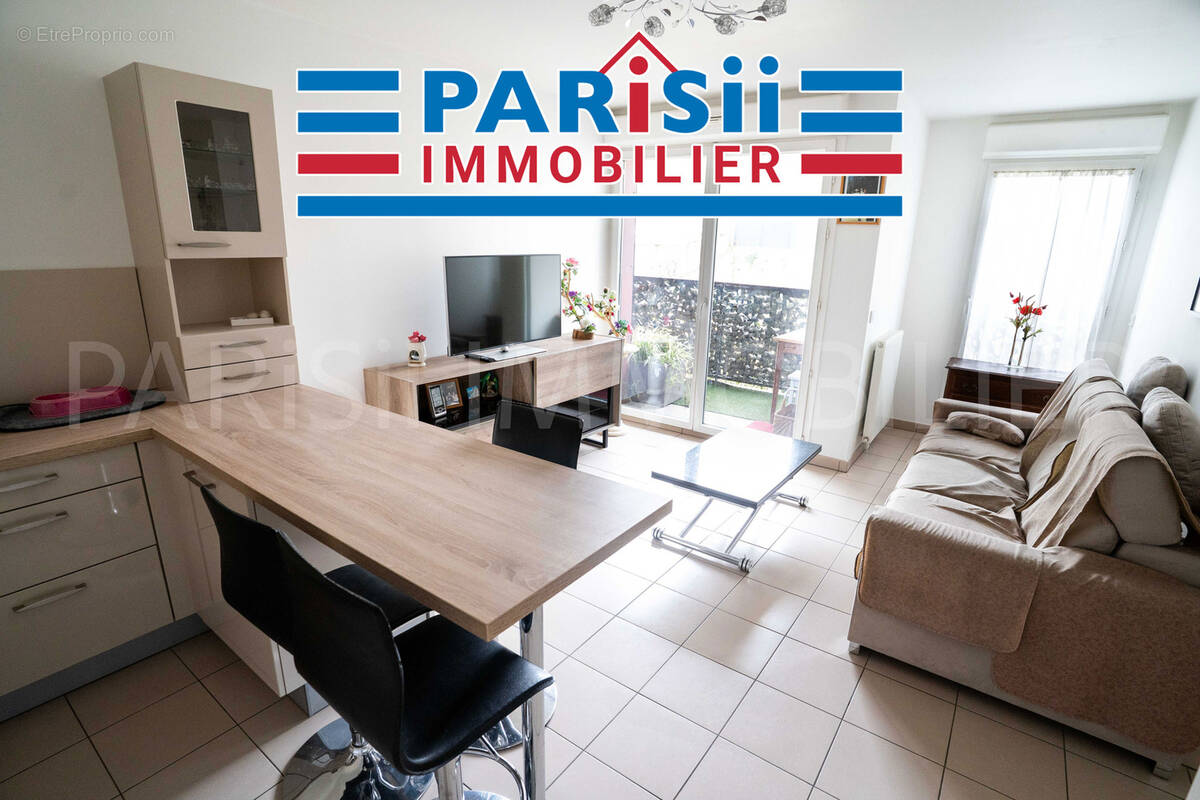 Appartement à SARTROUVILLE