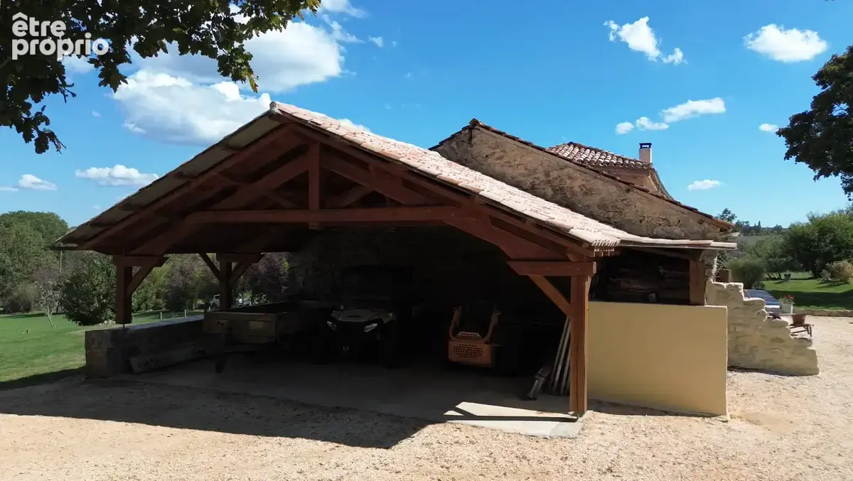 Très belle maison rénovée sur 8h avec terrain de loisir. - photo 9