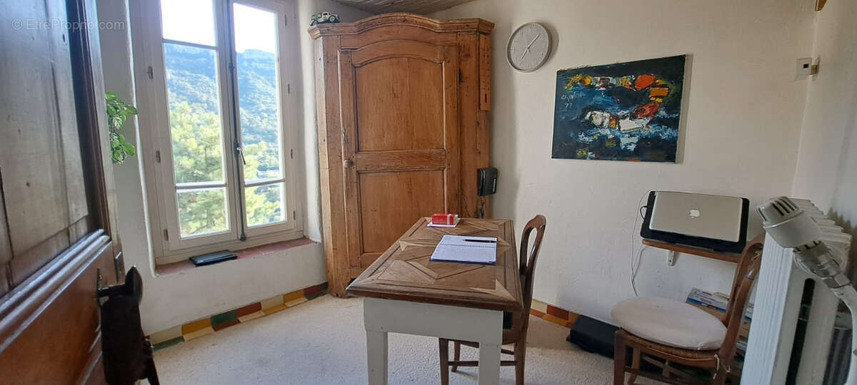 Calme et vue dégagée sur collines. - photo 23