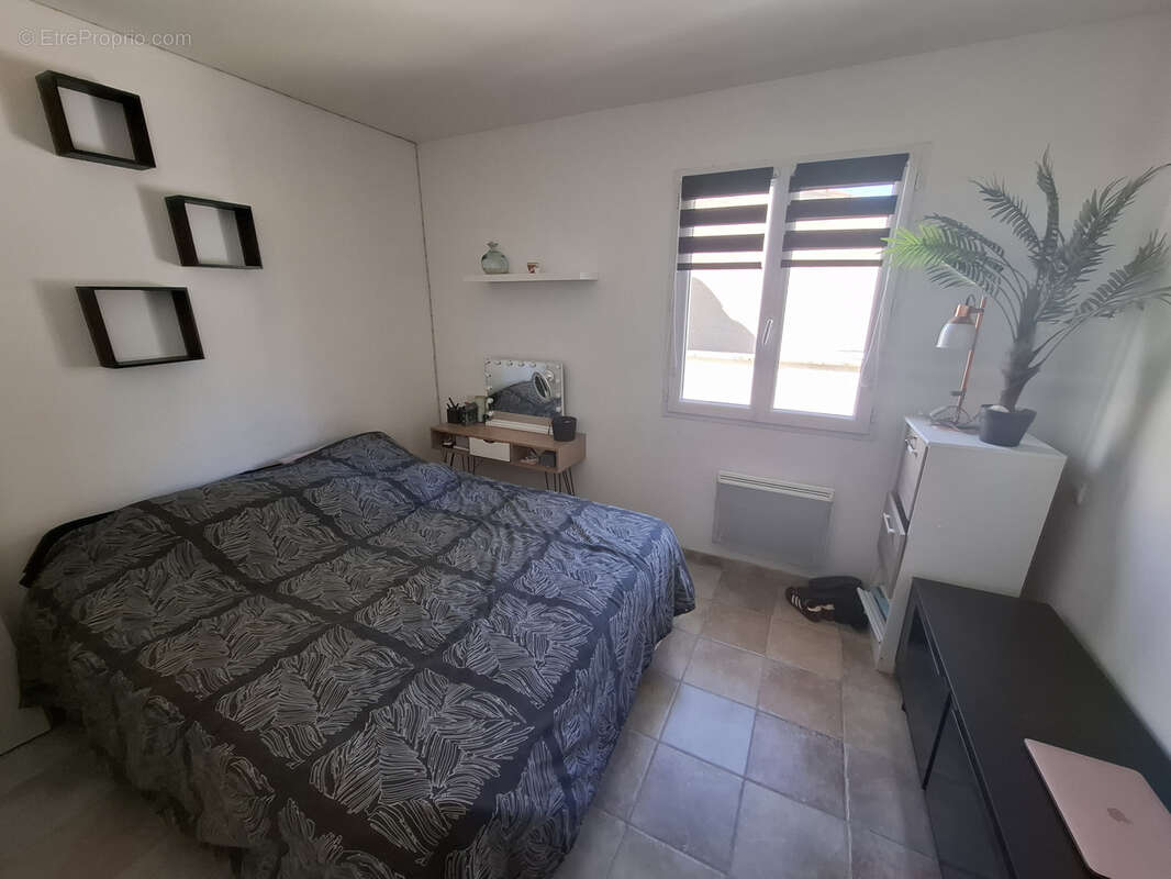 Maison à FONTVIEILLE