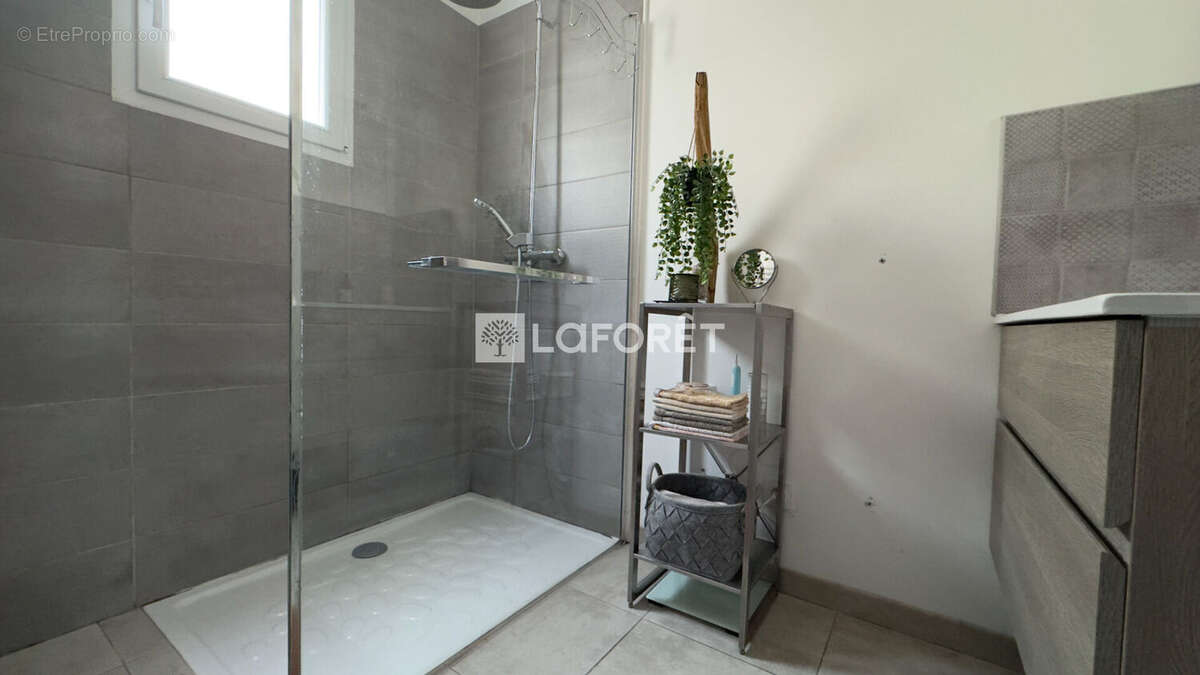 Appartement à BAILLARGUES