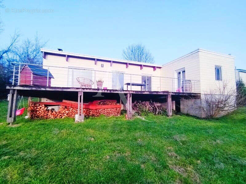 Maison contemporaine de 120 m²  avec garage et beau terrain - photo 8