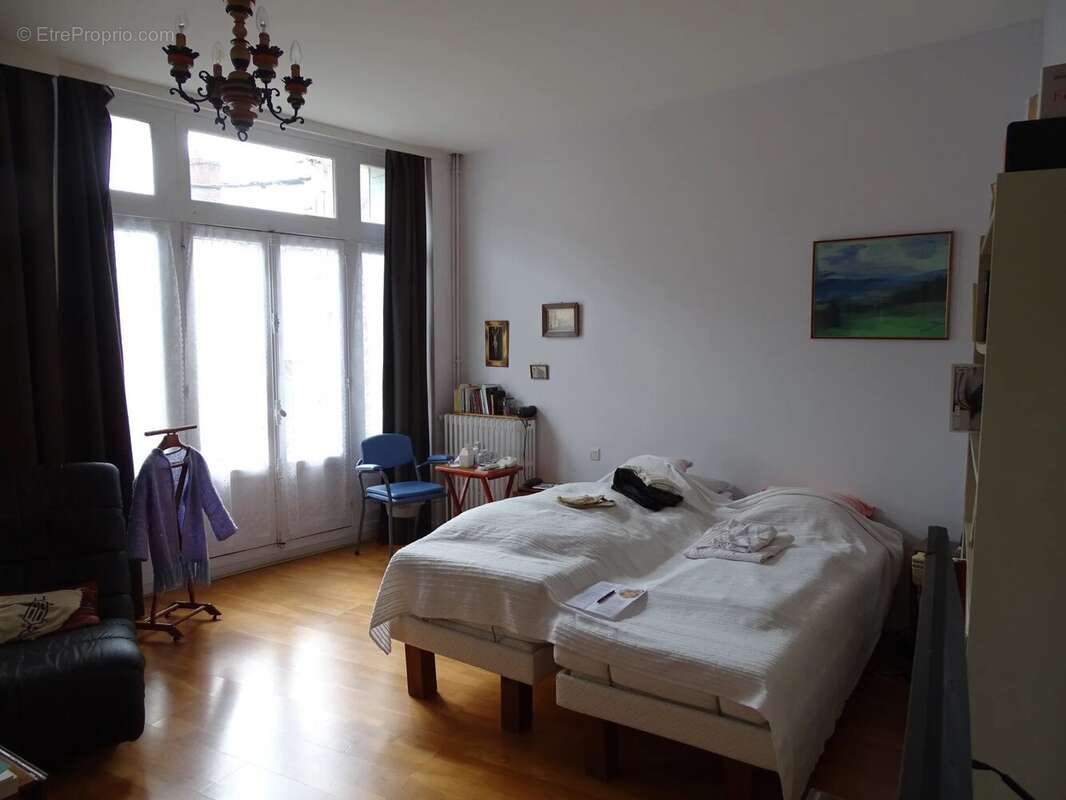 Appartement à MONTCEAU-LES-MINES